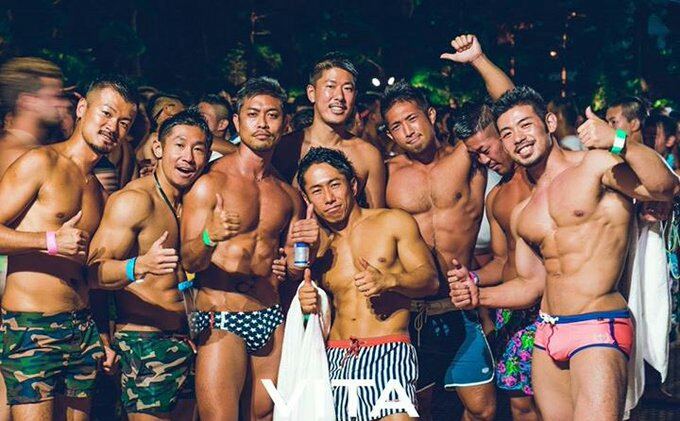 hot male 230 (18+)