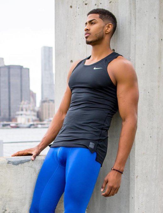 hot male 230 (18+)