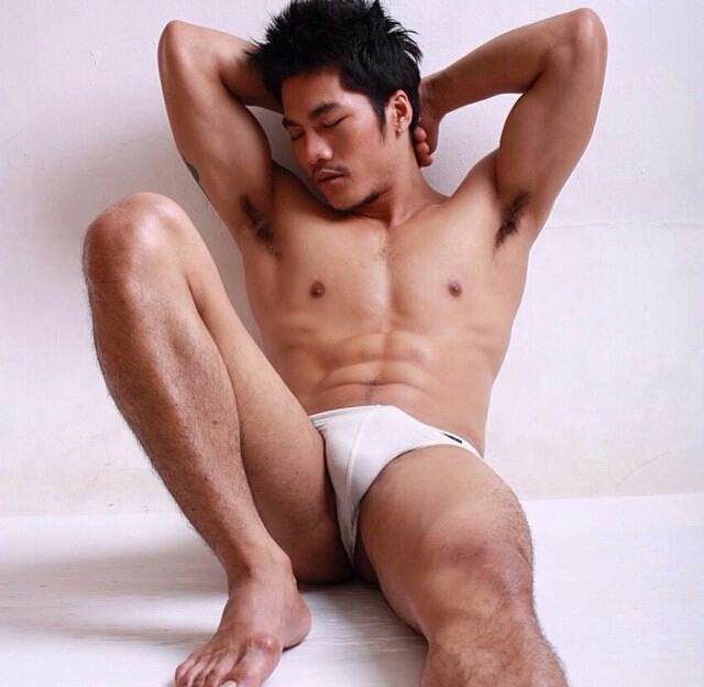 hot male 231 (18+)