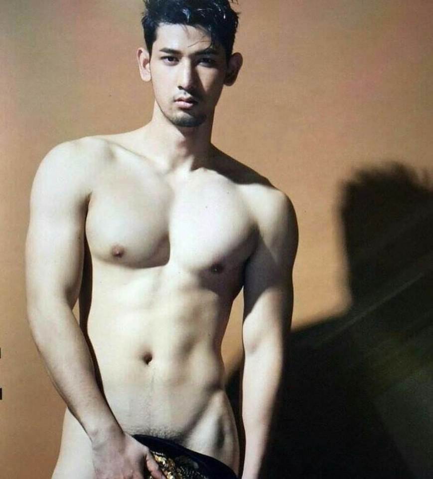 hot male 231 (18+)