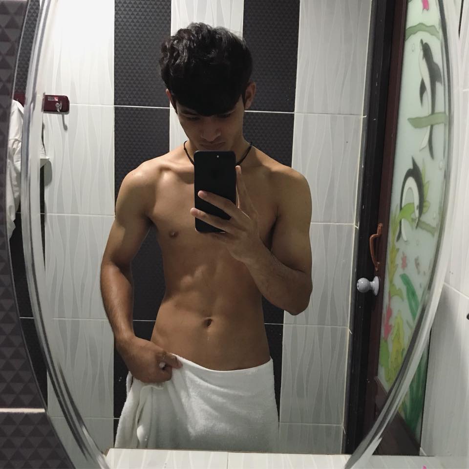 หนุ่มเข้มหล่อบ้านๆ แสบทรวง 032