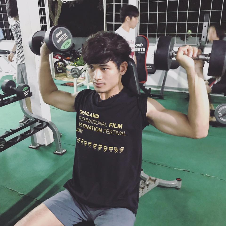 หนุ่มเข้มหล่อบ้านๆ แสบทรวง 032