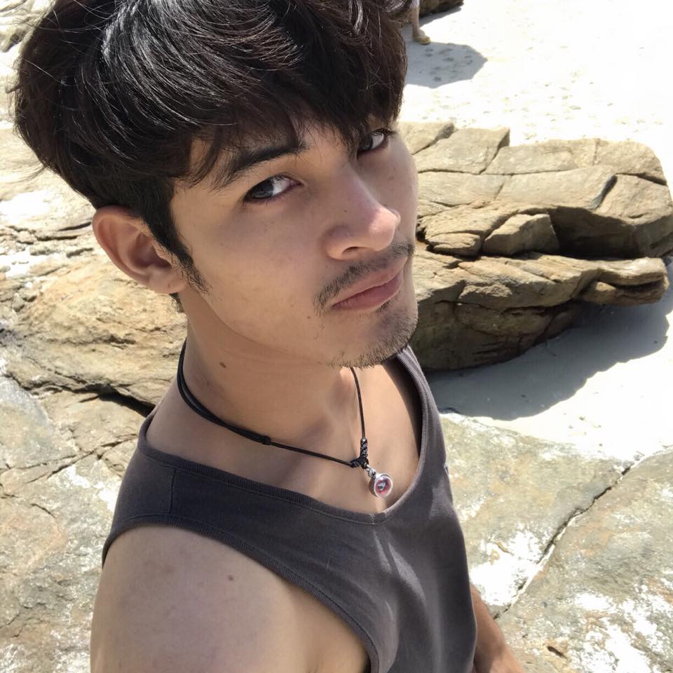 หนุ่มเข้มหล่อบ้านๆ แสบทรวง 032