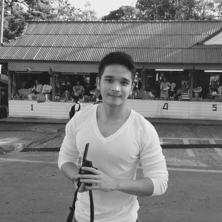 หนุ่มหมีน่ากอด ๐๐๑