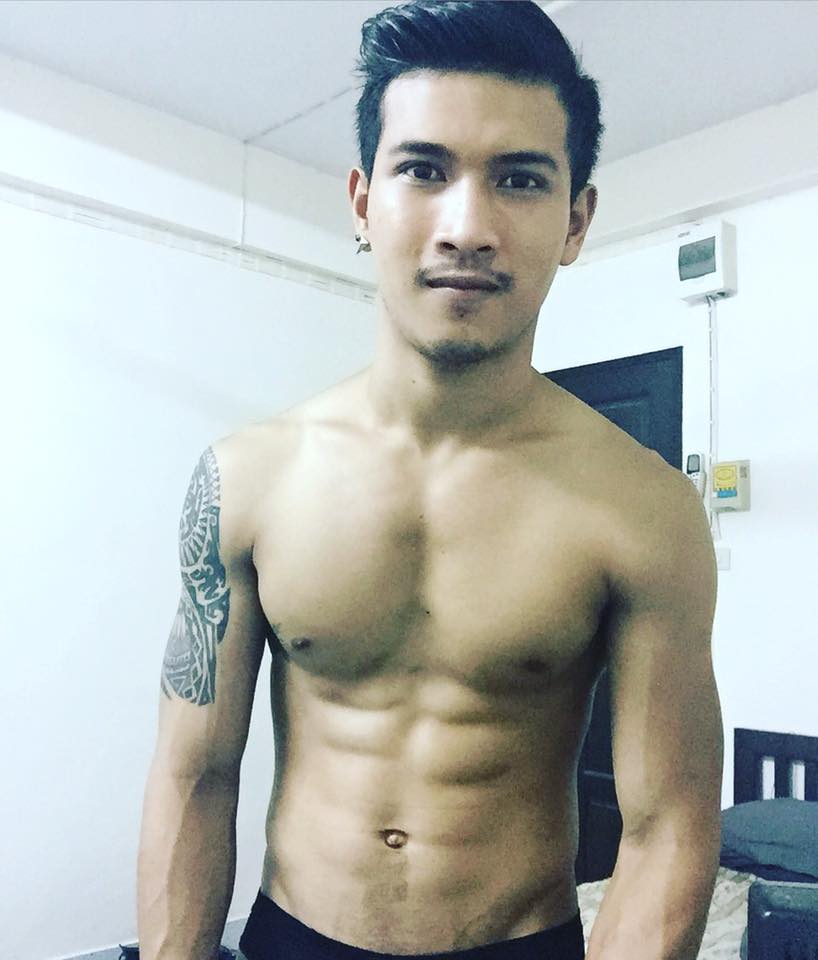 หนุ่มเข้มหล่อบ้านๆ แสบทรวง 034