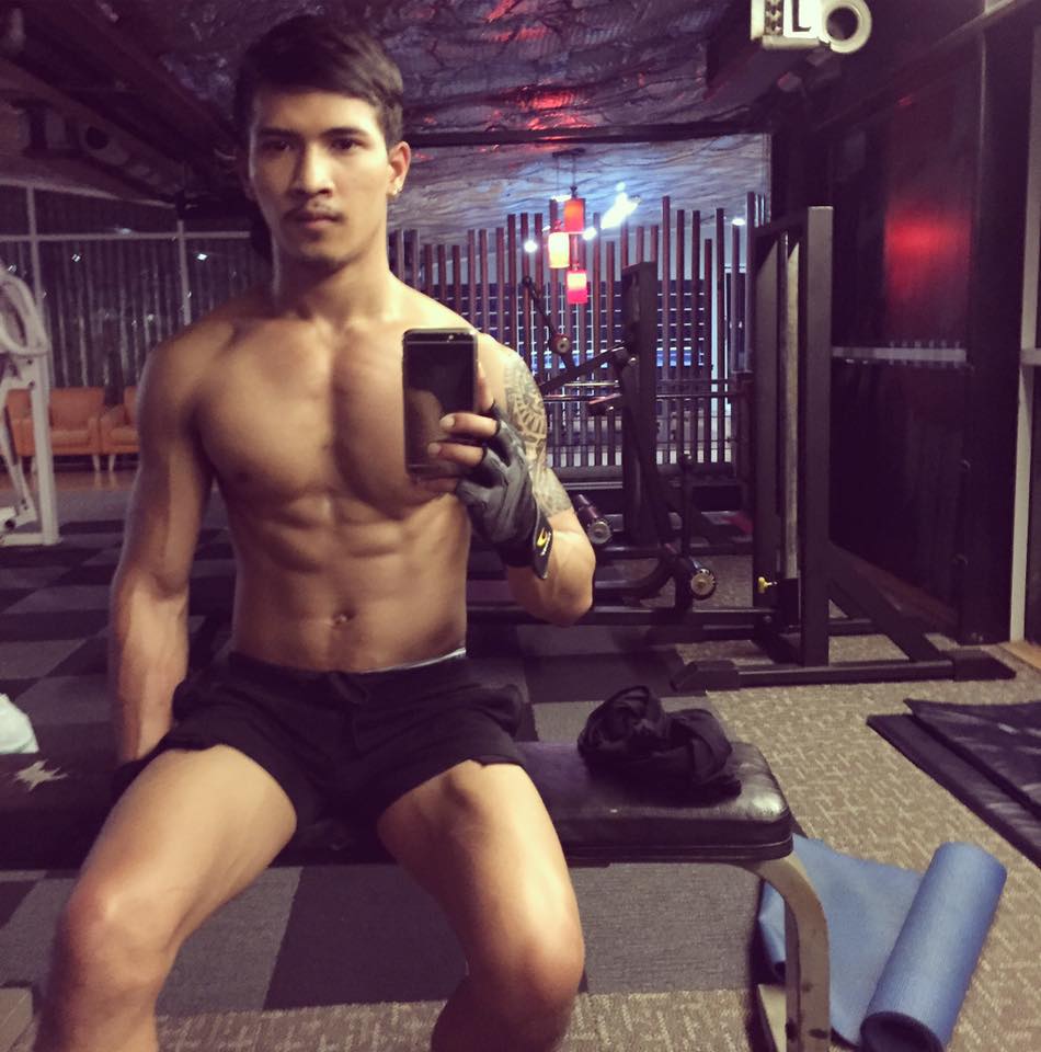 หนุ่มเข้มหล่อบ้านๆ แสบทรวง 034