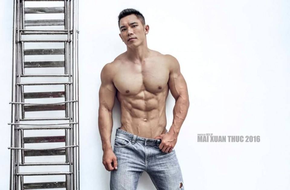 เลียนมอมไข่