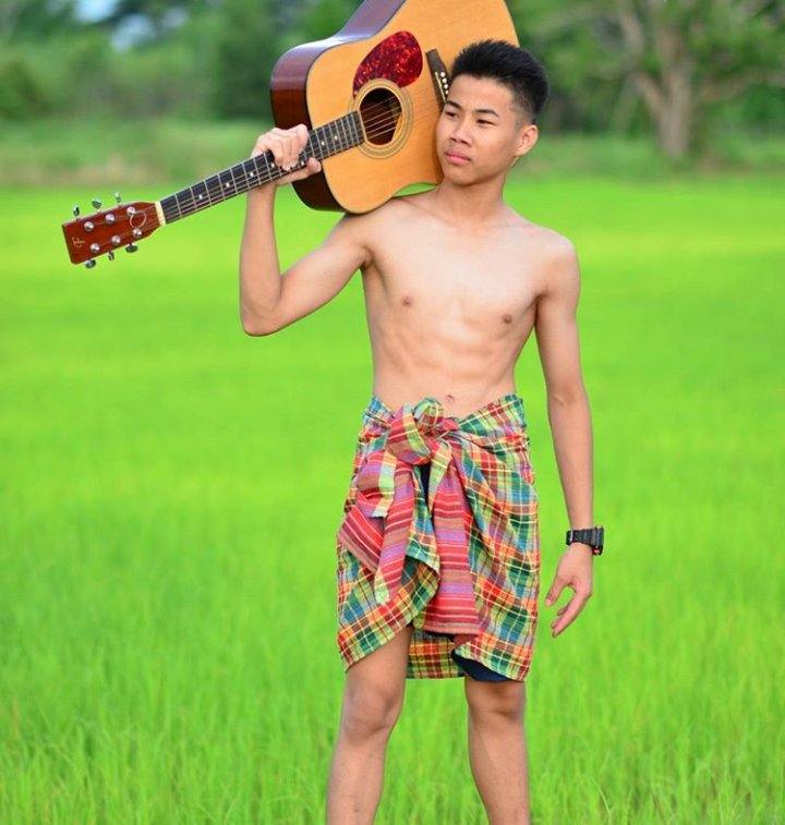 แซ่บหลากรส