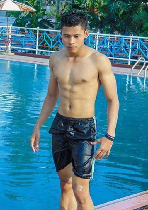 ล่ำฟินมาก