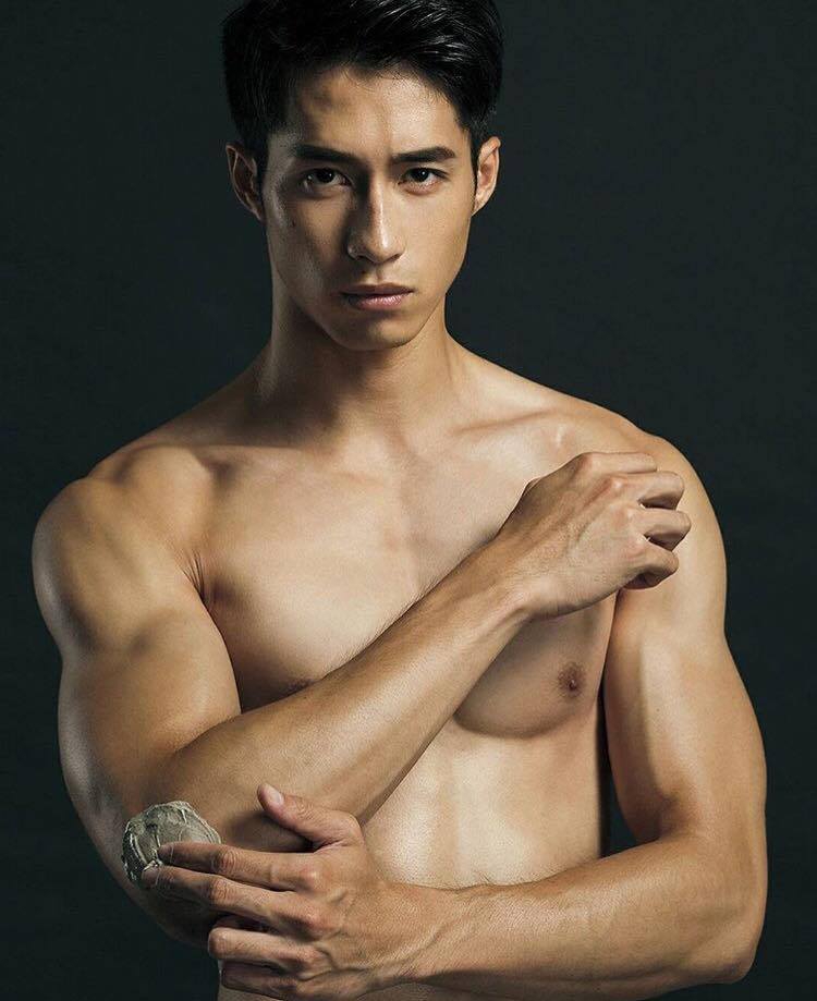 ตี๋แซ่บหุ่นดี 07