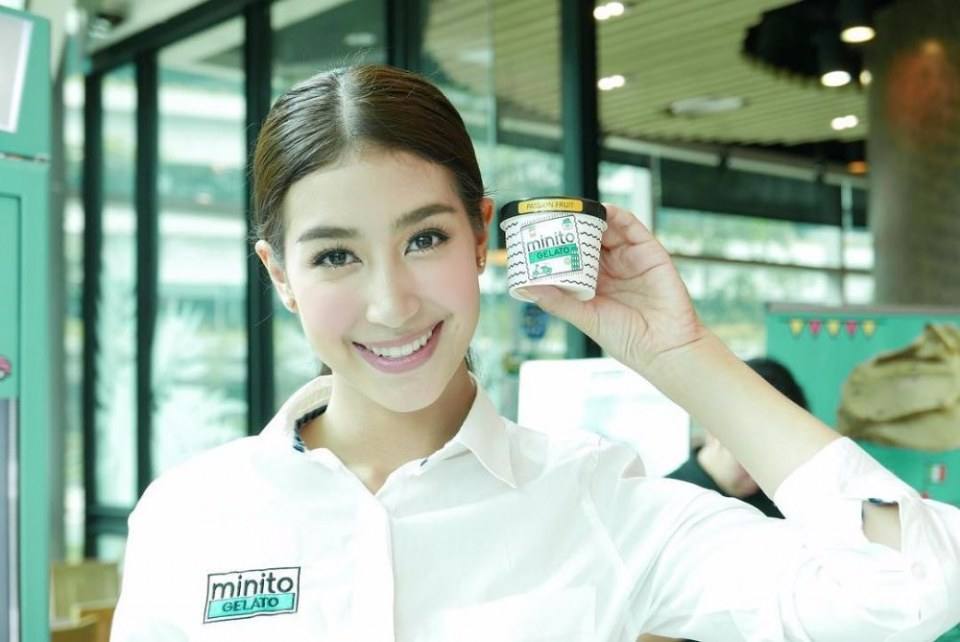 ธุรกิจอาหารดารา