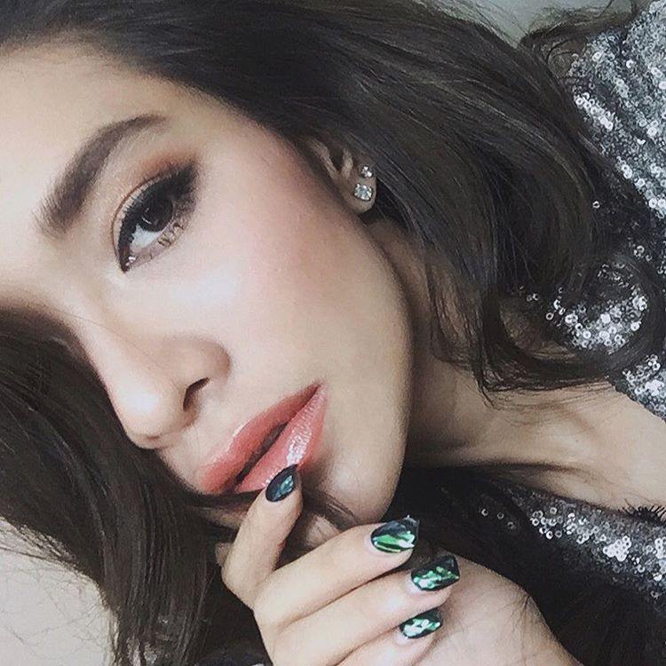 พลอย​ เฌอ​มาลย์​