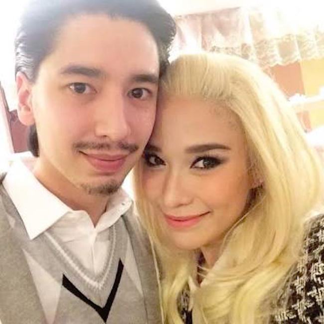 พลอย-จอร์จ