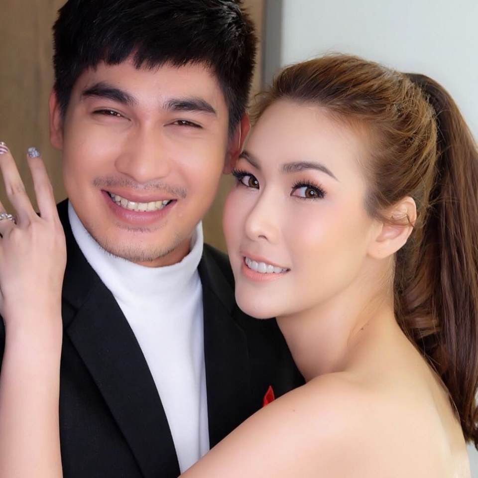 แก้ม-รชต