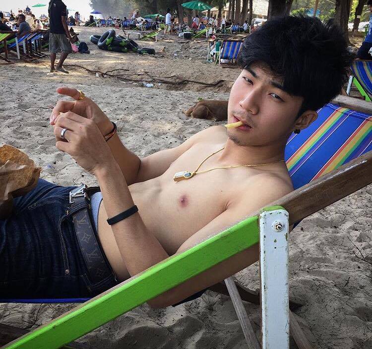 หุ่นแซ่บแต่เด็ก #1