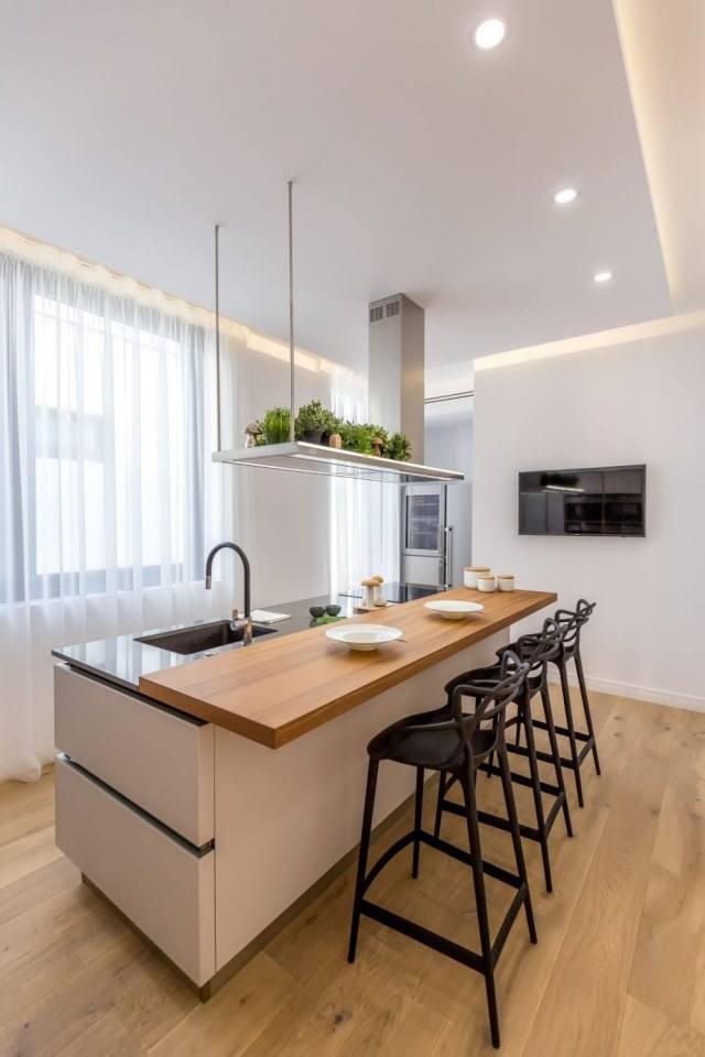 Penthouse Apartment in Bucharest by Ralu Dofin