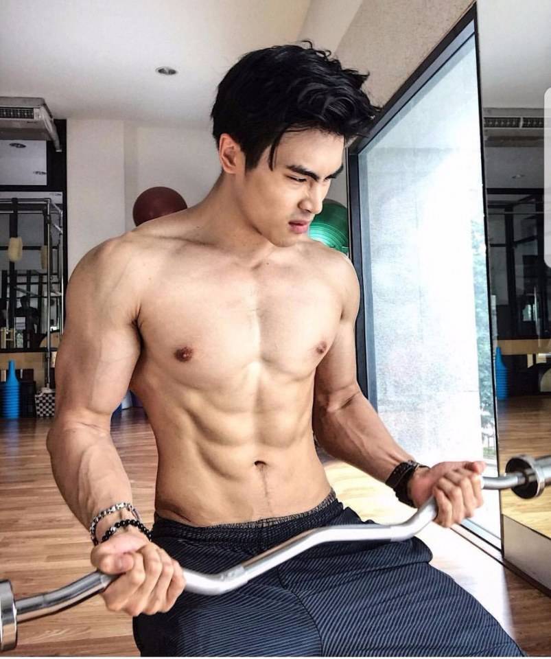 น้ำแตกทะลุทะลวง
