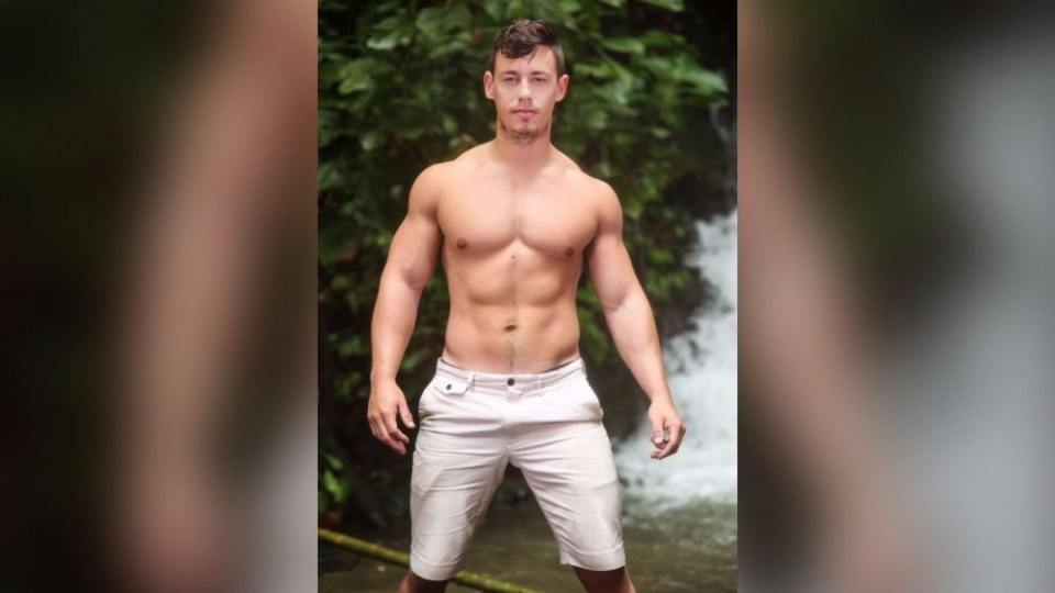 18+ หนังสุดโต่ง #1 จัดเต็มๆ Tarzan A Gay XXX Parody
