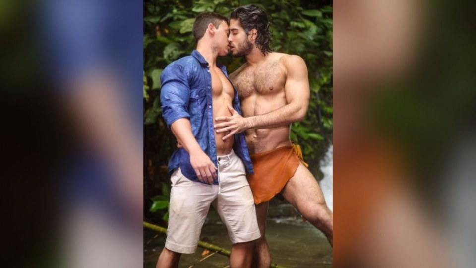 18+ หนังสุดโต่ง #1 จัดเต็มๆ Tarzan A Gay XXX Parody