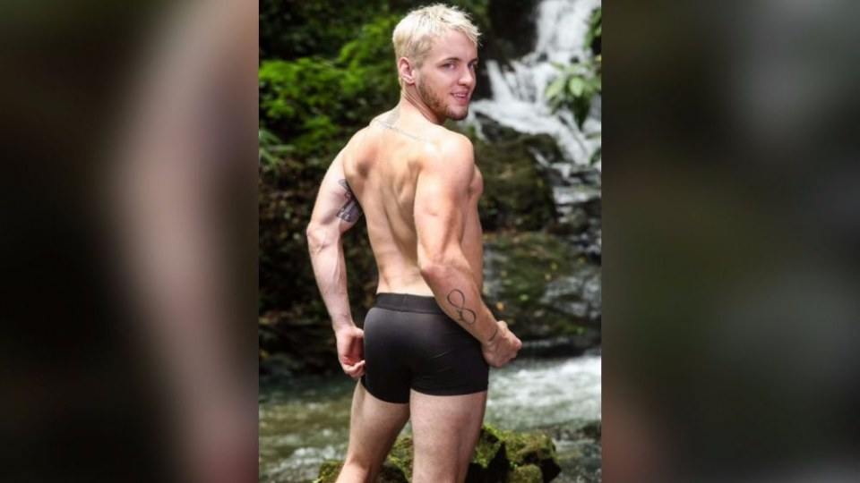 18+ หนังสุดโต่ง #1 จัดเต็มๆ Tarzan A Gay XXX Parody