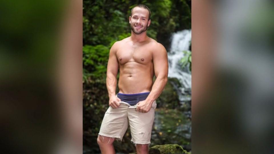 18+ หนังสุดโต่ง #1 จัดเต็มๆ Tarzan A Gay XXX Parody