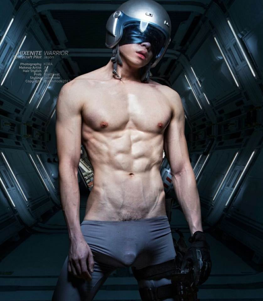 hot male 236 (18+)