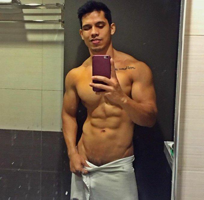 hot male 236 (18+)