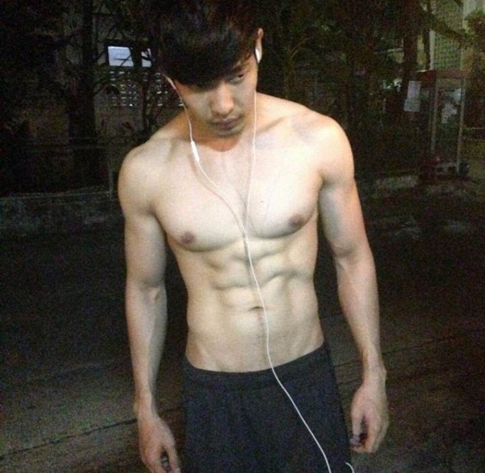 ตี๋ขาว นมชมพู NogridMen ISSUE 07