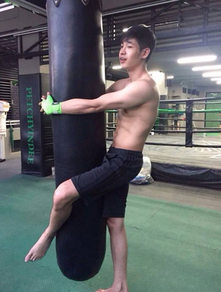 ตี๋ขาว นมชมพู NogridMen ISSUE 07