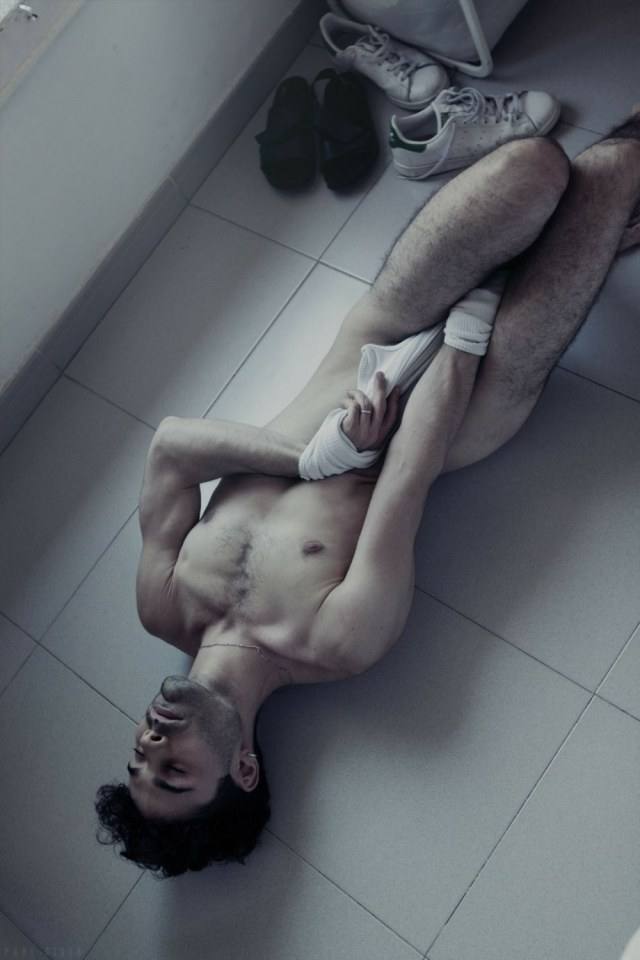hot male 237 (18+)