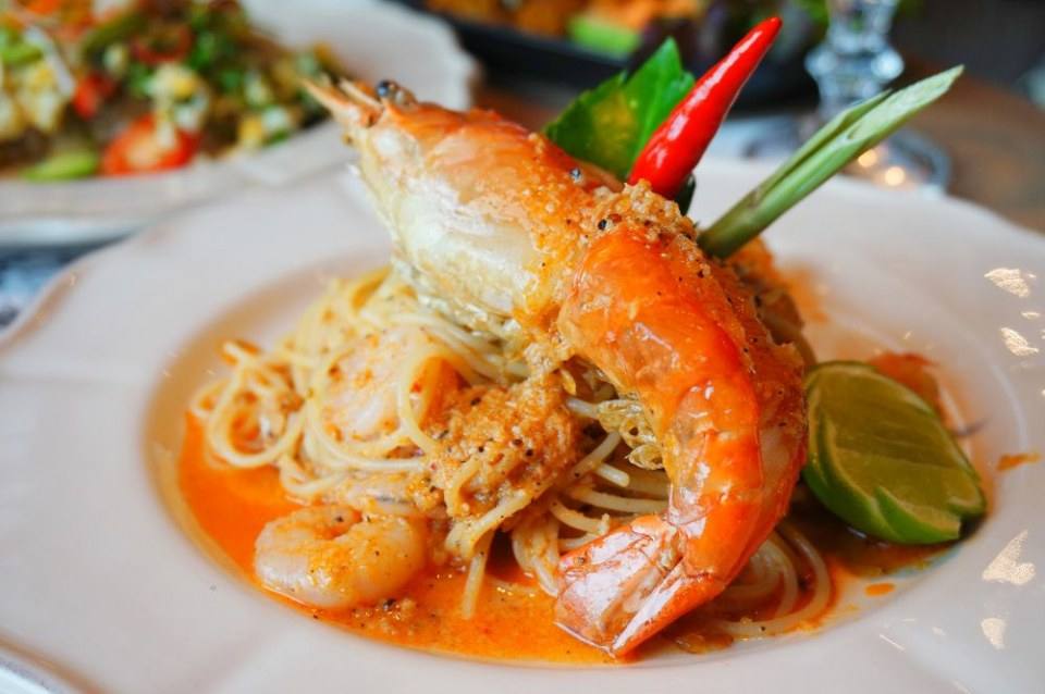 ร้านอาหารใต้ รสจัดจ้านถึงใจ Love Eat Bistro สาขาเซ็นทรัล เอ็มบาสซี่ บรรยากาศดีพร้อมวิวสวยๆ