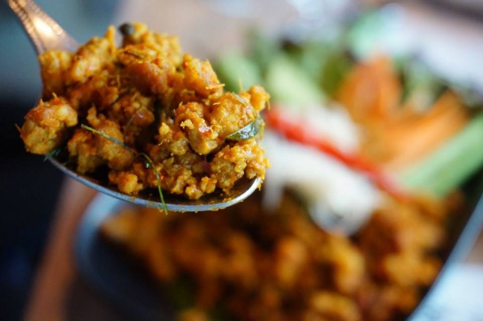 ร้านอาหารใต้ รสจัดจ้านถึงใจ Love Eat Bistro สาขาเซ็นทรัล เอ็มบาสซี่ บรรยากาศดีพร้อมวิวสวยๆ