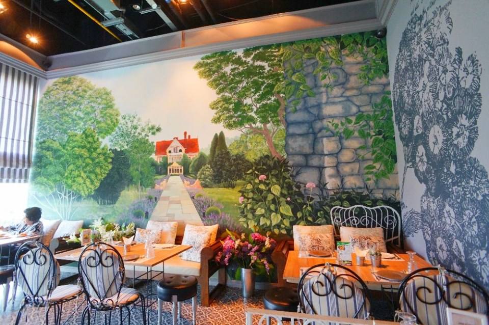 ร้านอาหารใต้ รสจัดจ้านถึงใจ Love Eat Bistro สาขาเซ็นทรัล เอ็มบาสซี่ บรรยากาศดีพร้อมวิวสวยๆ