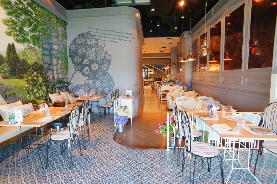 ร้านอาหารใต้ รสจัดจ้านถึงใจ Love Eat Bistro สาขาเซ็นทรัล เอ็มบาสซี่ บรรยากาศดีพร้อมวิวสวยๆ