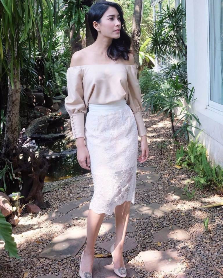 ส่องแฟชั่นเสื้อเปิดไหล่ดาราแซ่บรับซัมเมอร์ของเหล่าดารา