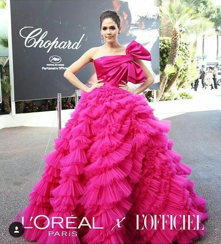 แซ่บทุกปี! รวมภาพ19ชุดราตรีแม่ชมพู่เดินพรมแดงเมืองคานส์ ชอบชุดไหนมาโหวตกัน