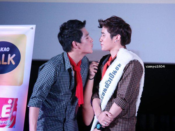 โตแล้ว.หล๊อหล่อมีเนื้อนุ่มๆประสมไขมัน หวานมันกรอบแกรบแช๊บแชบ///ขอละครให้2คนนี้คู่กันสัก50เรื่องแด่มักหลาย///ปังปอน+ทอย