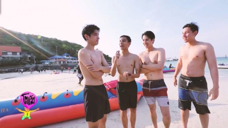 โตแล้ว.หล๊อหล่อมีเนื้อนุ่มๆประสมไขมัน หวานมันกรอบแกรบแช๊บแชบ///ขอละครให้2คนนี้คู่กันสัก50เรื่องแด่มักหลาย///ปังปอน+ทอย