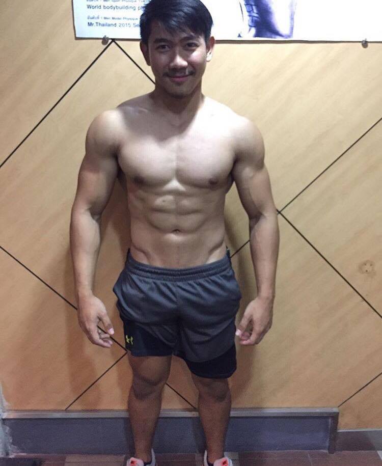หนุ่มหมีน่ากอด ๐๐๒