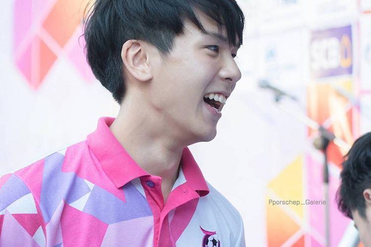 โลกใบนี้ ต้องมีเธอ #1