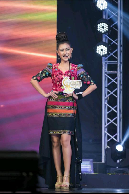 ทูตวัฒนธรรมและสิทธิสตรีประจำภาคกลาง นางสาววิชิดา น่วมสวน (แป้งฝุ่น) อายุ 18 ปี จังหวัดนนทบุรี