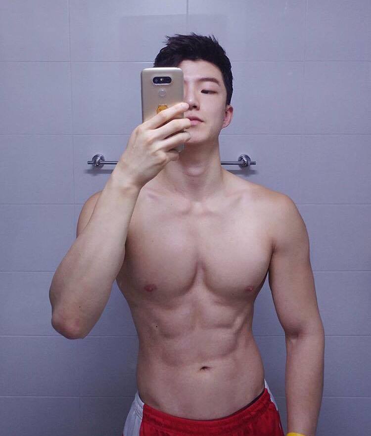 น้องเกาหุ่นน่าซบ ๔