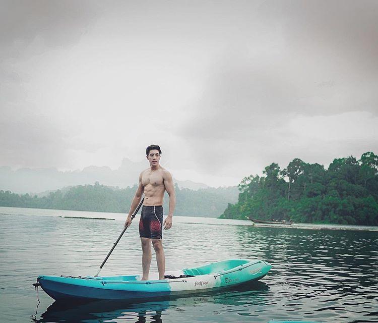 เกี๊ยก วัทธิกร ดาราหนุ่มหล่อ ขาวใส หุ่นเเซ่บ