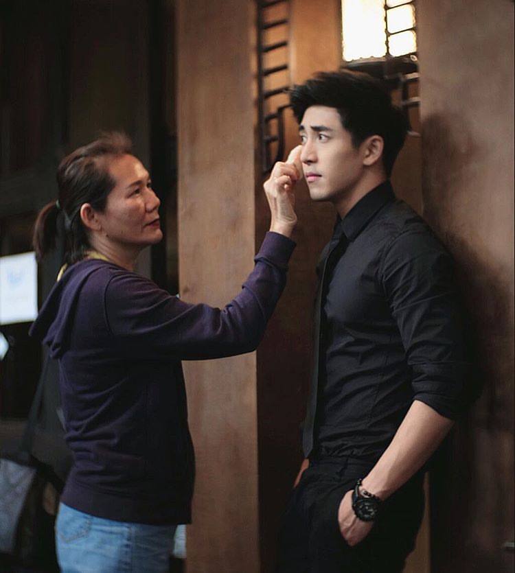 เกี๊ยก วัทธิกร ดาราหนุ่มหล่อ ขาวใส หุ่นเเซ่บ