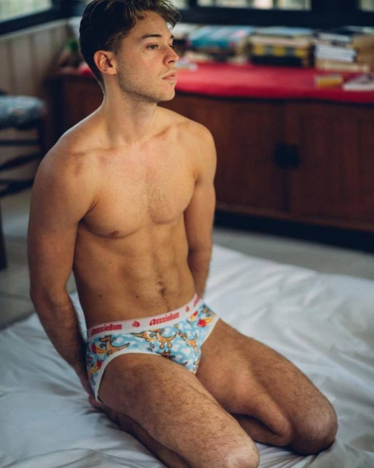Hot guy in underwear 286