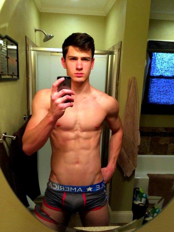Hot guy in underwear 286