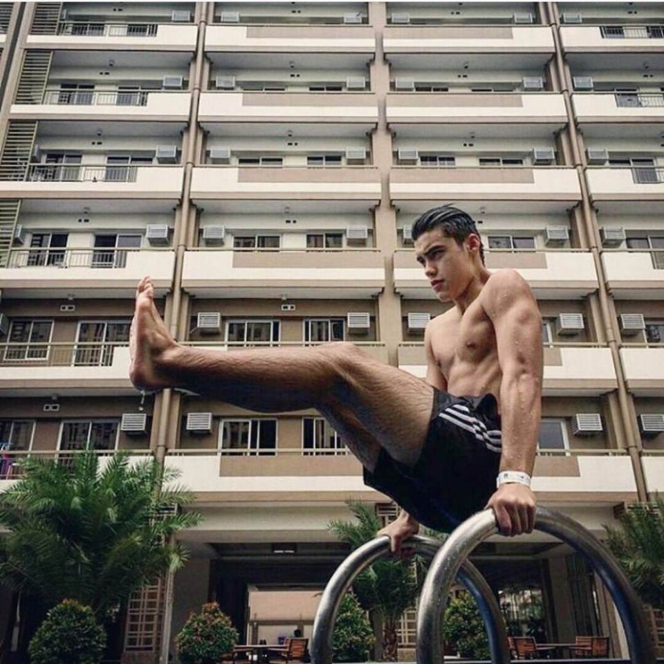 เนียนล่ำตึงๆ