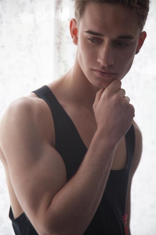 male body 084