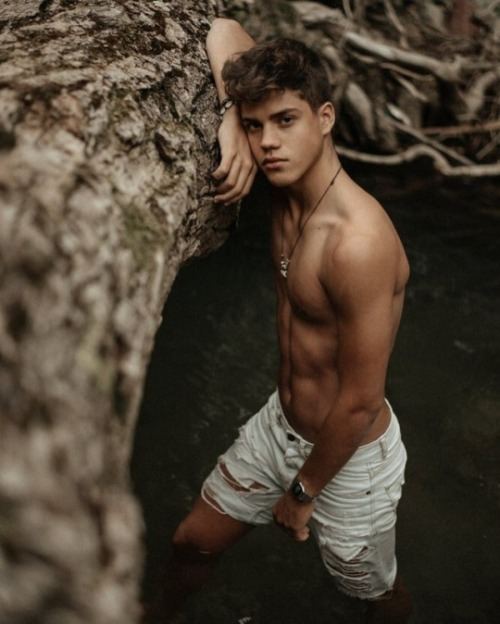 male body 084