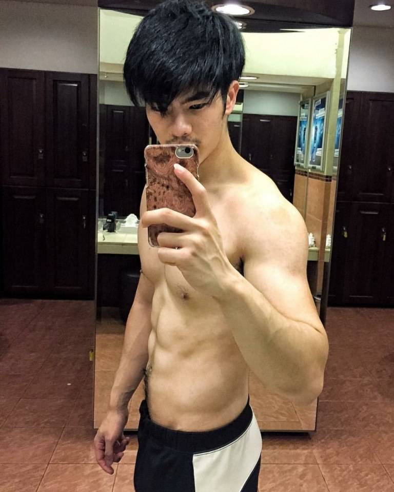 ก็จะมีขนรำไรหน่อย 2,144
